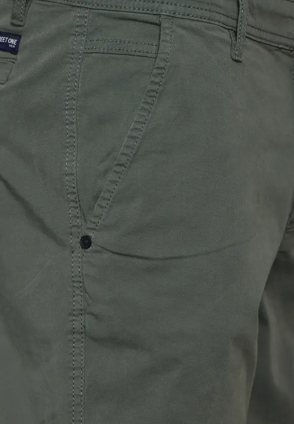 Basic Twill Chino Shorts - dusty urban green