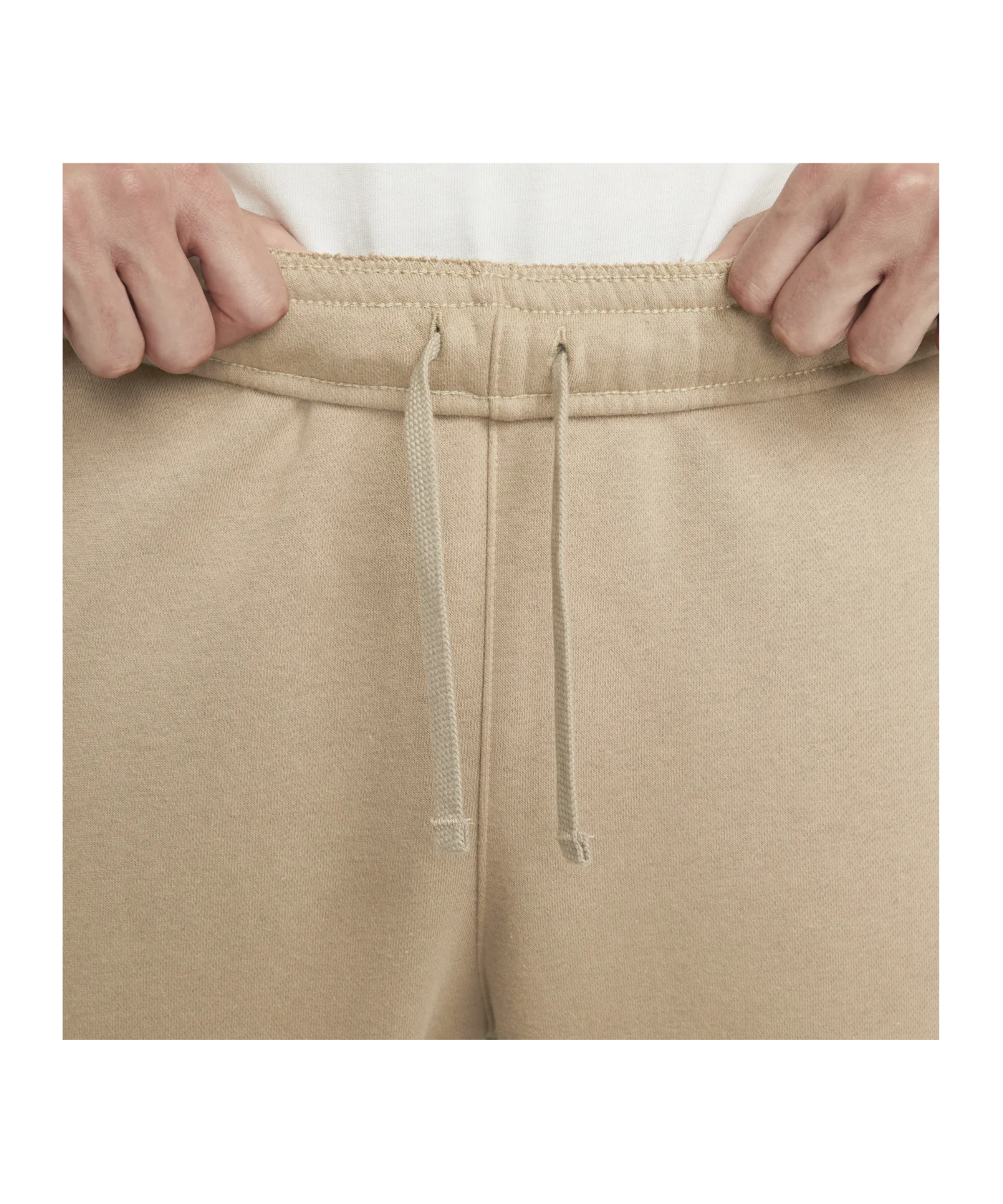 Nike Club Fleece Jogginghose Braun Weiss F247