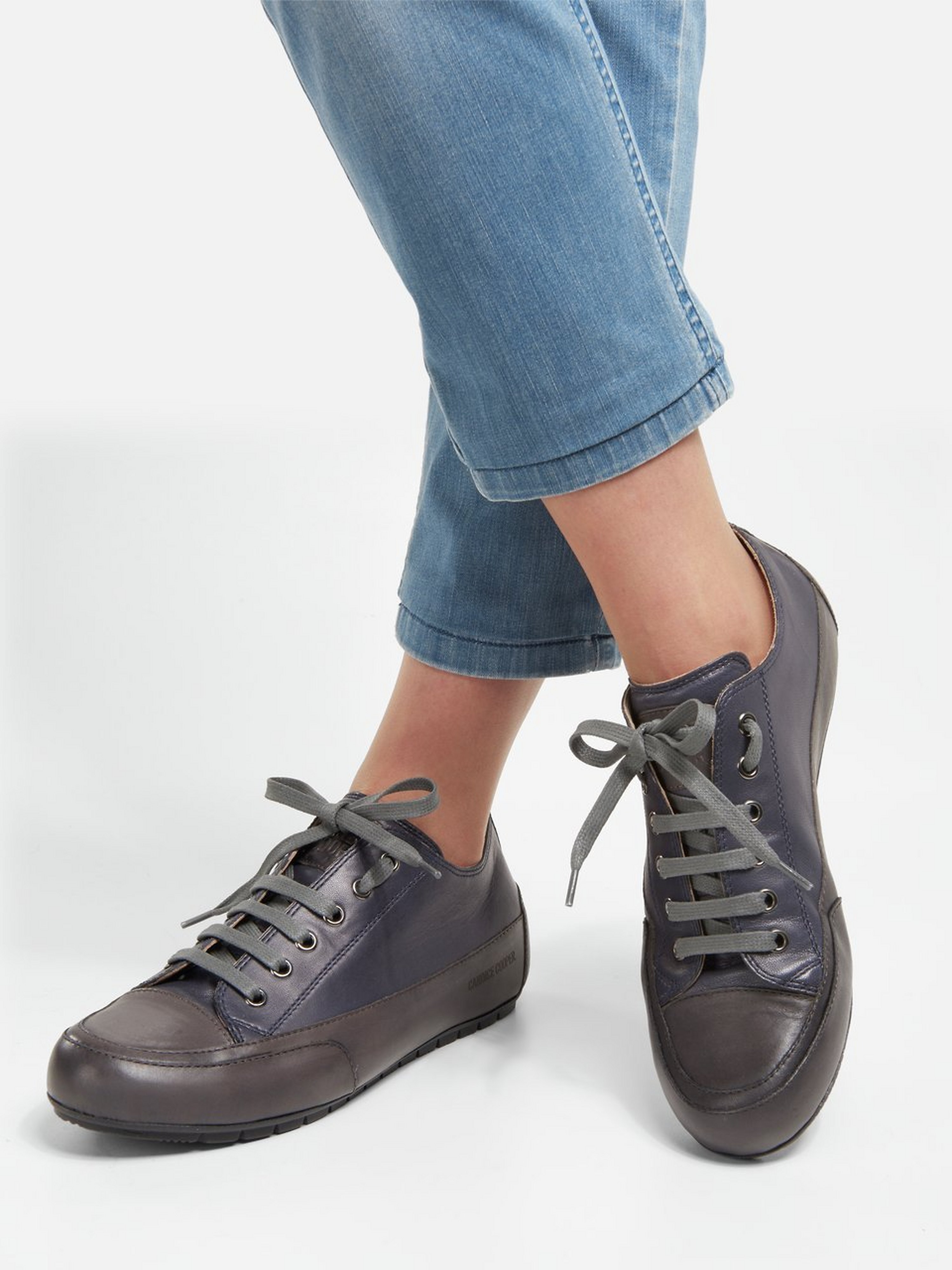 Sneaker Rock