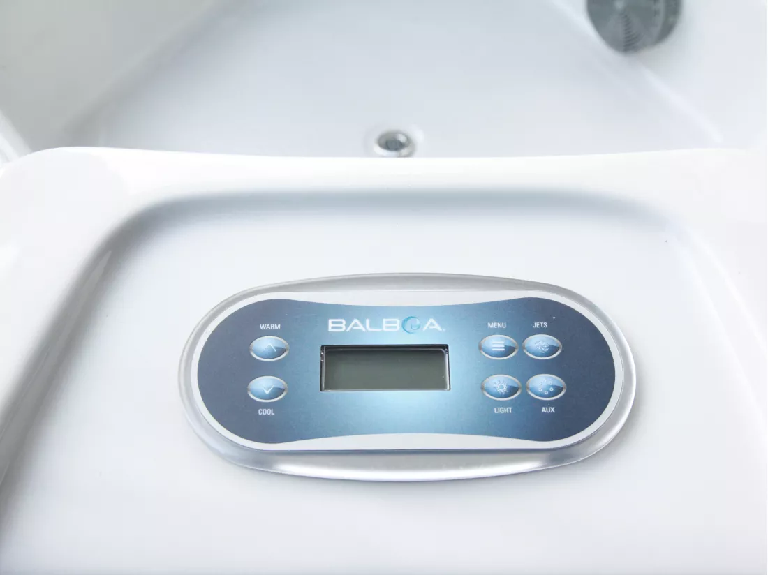 SPA 4 places blanc perlé avec bâche - 16 jets - L210 x P152 x H76 cm - Système BALBOA - LULA IV