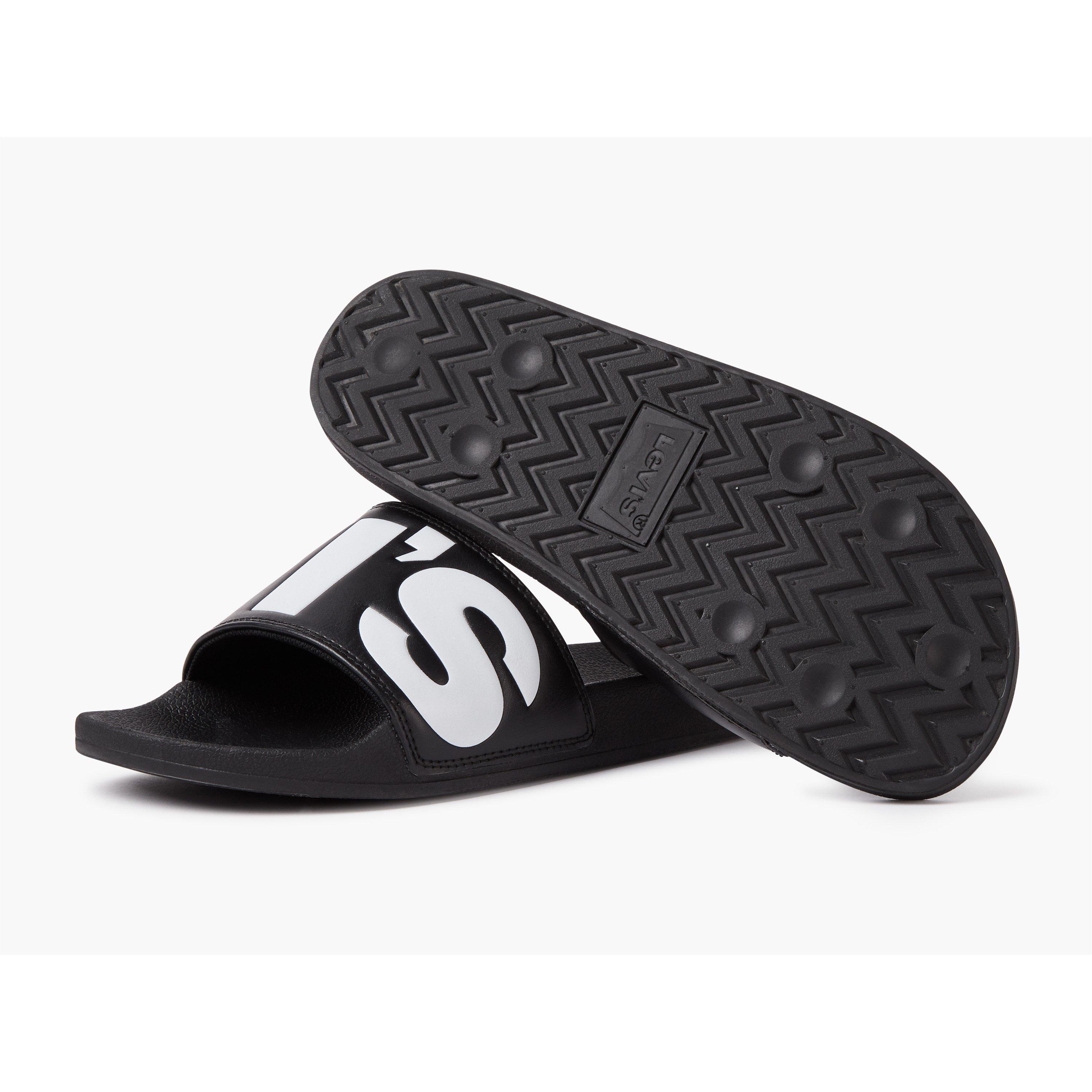 Levis June Sliders