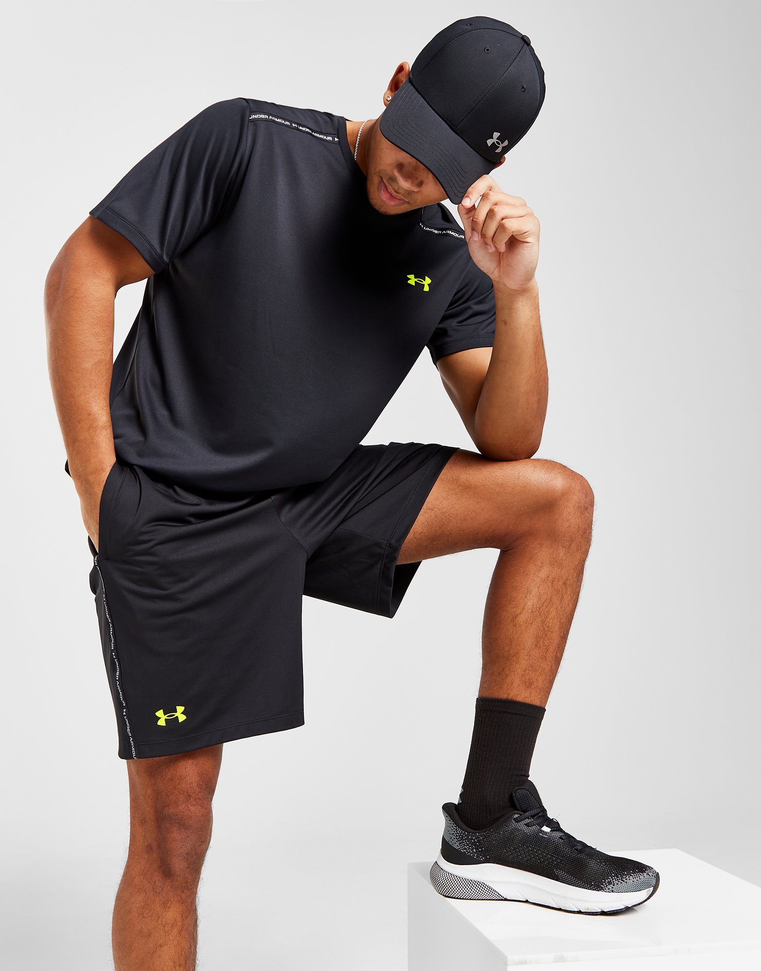 Under Armour Short Tape HeatGear Femme