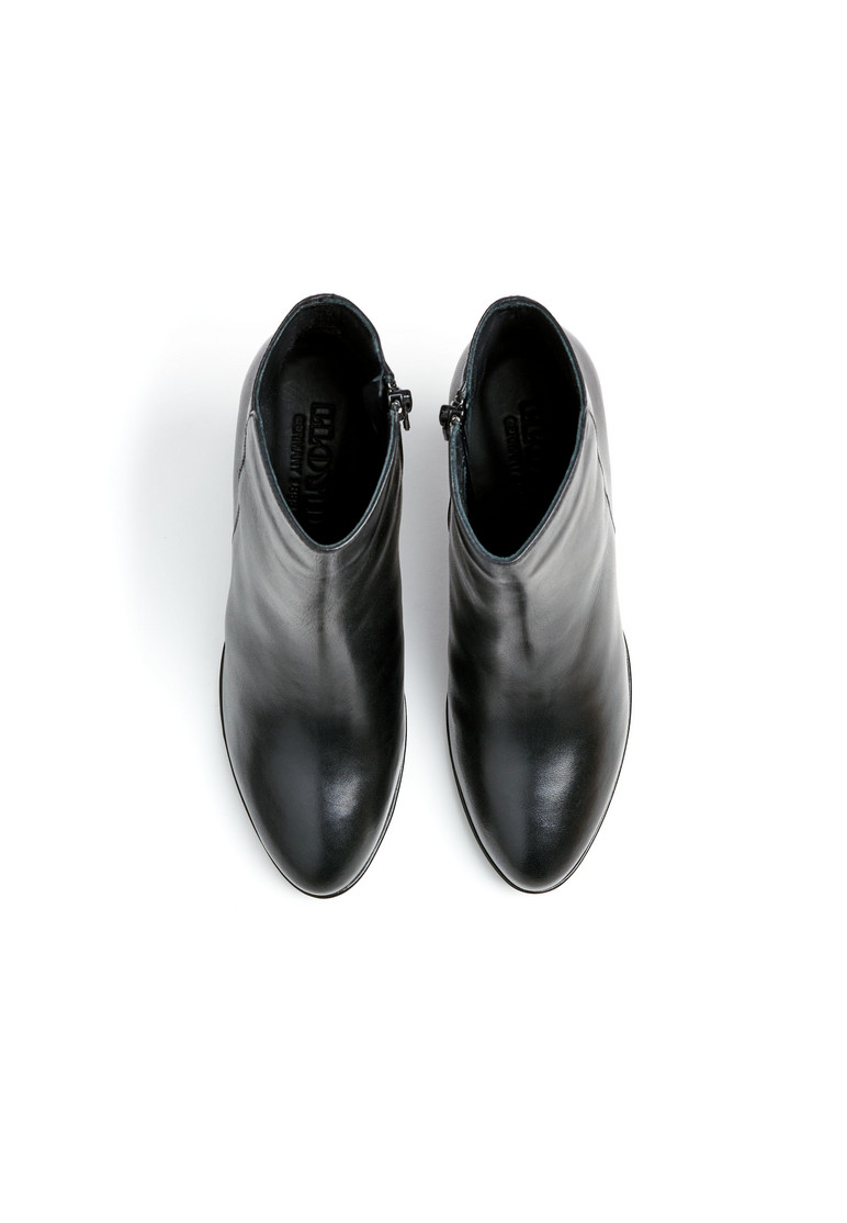 STIEFELETTE Schwarz