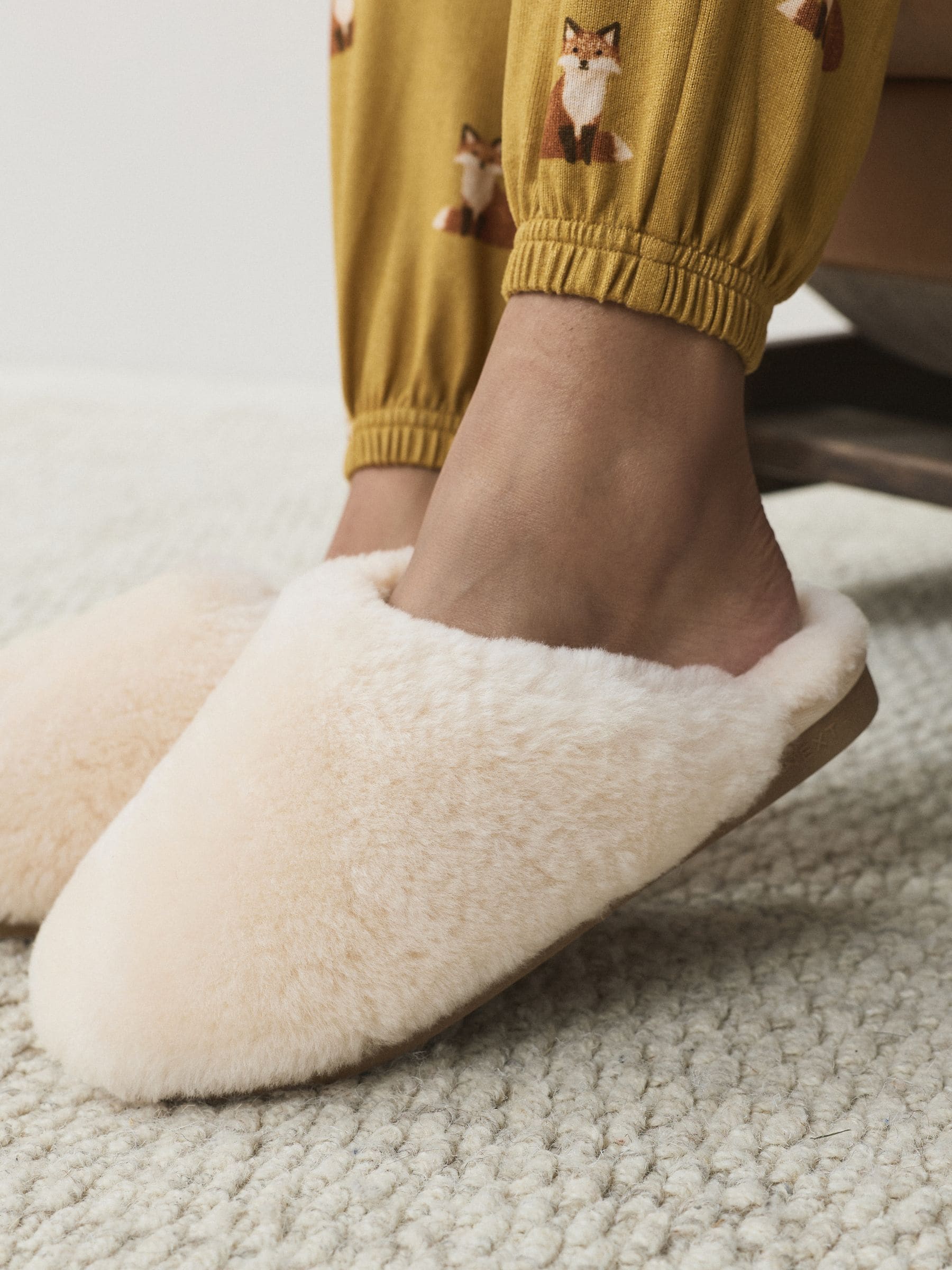 Wit - N.Premium Sherling Mule Premium Slippers