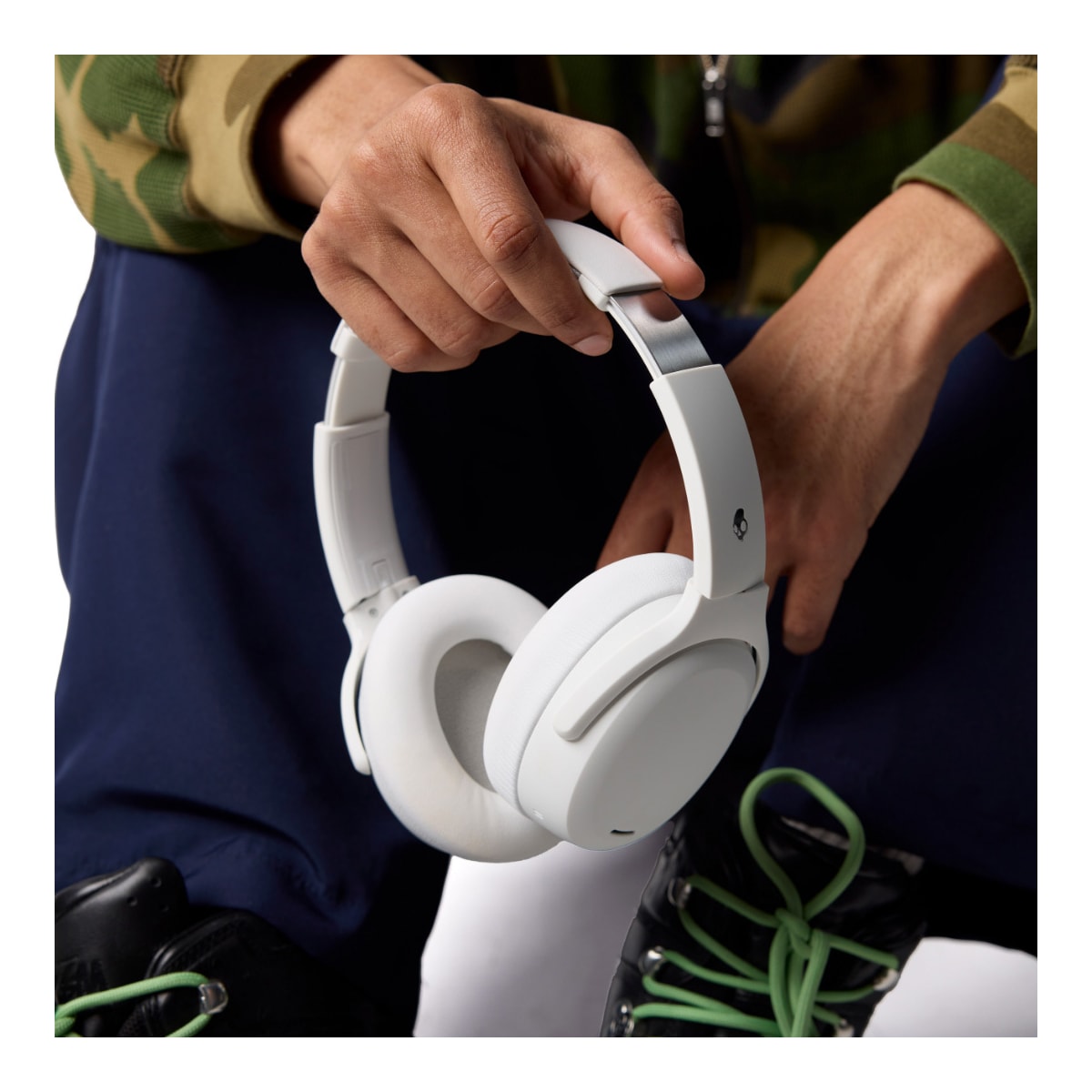 Skullcandy Crusher ANC 2 trådløse around-ear hodetelefoner (bone)