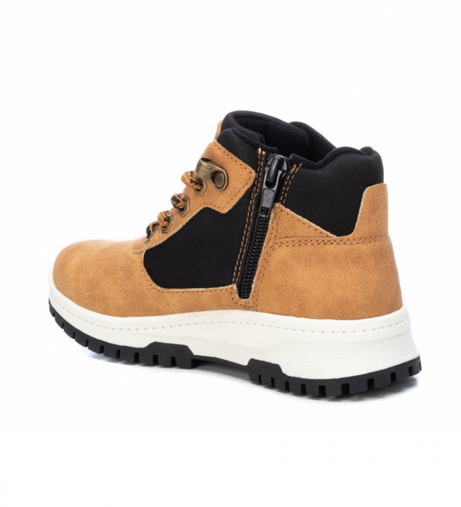 Botas Xti Kids 150001 marrom