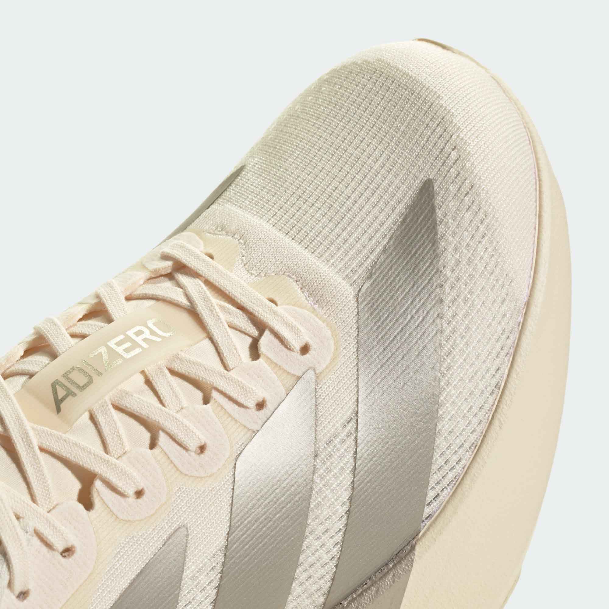Adizero Evo SL Dame Wonder White/Cyber Metallic/Warm Vanilla