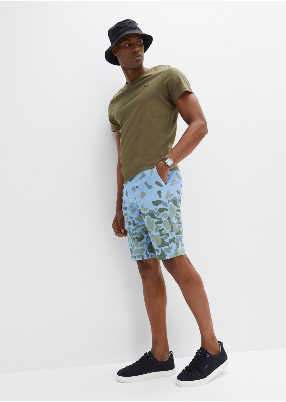 Bermuda chino