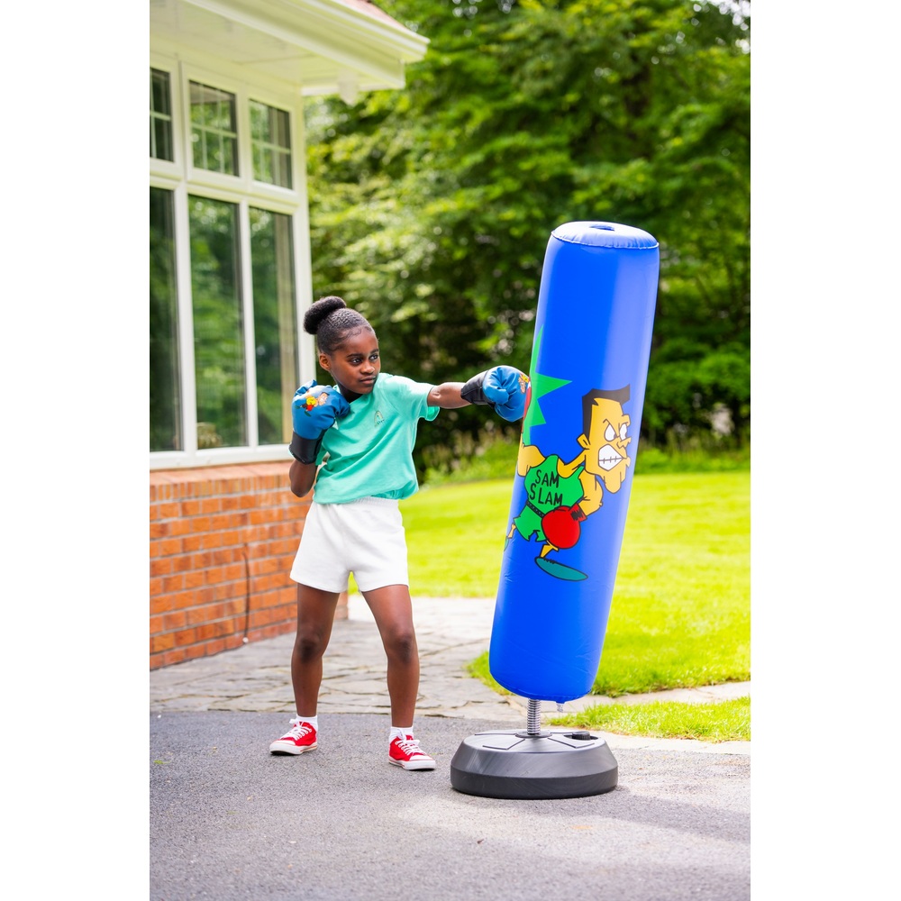 Boxständer mit Handschuhen