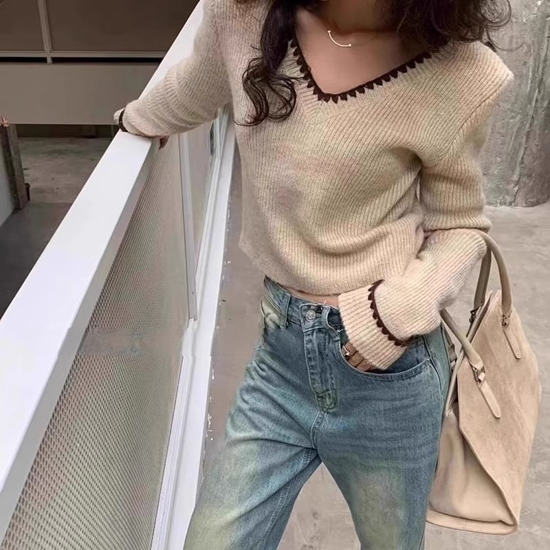 Surbane - V-hals crop trui met contrasterende rand