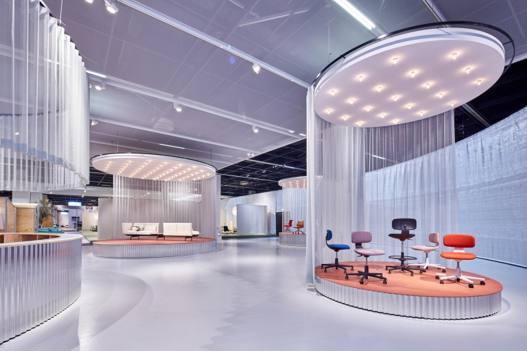 Vitra Rookie bureaustoel high F80 Aubergine