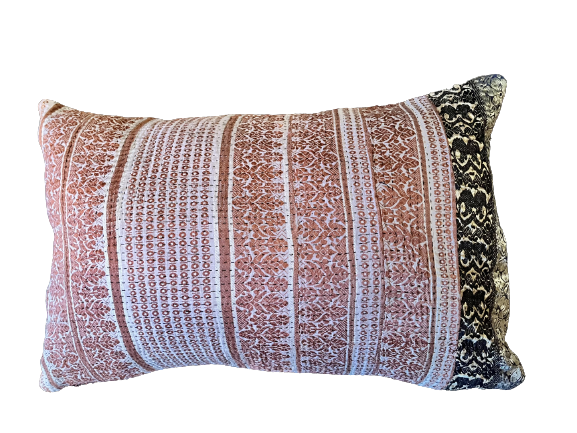 Kussen Kantha vintage 40x60 cm black.pink gold