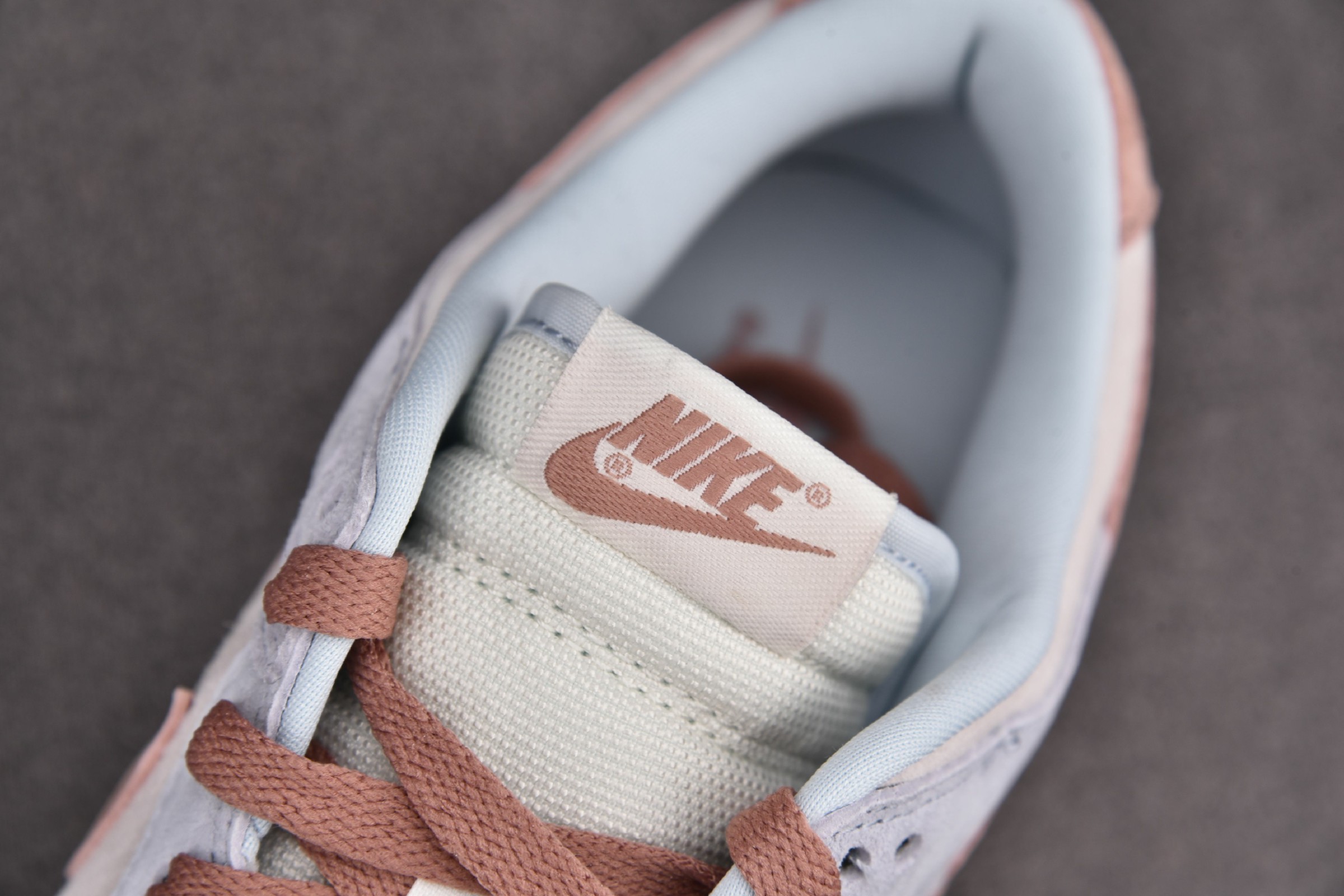 Nike Dunk Low Fossil Rose
