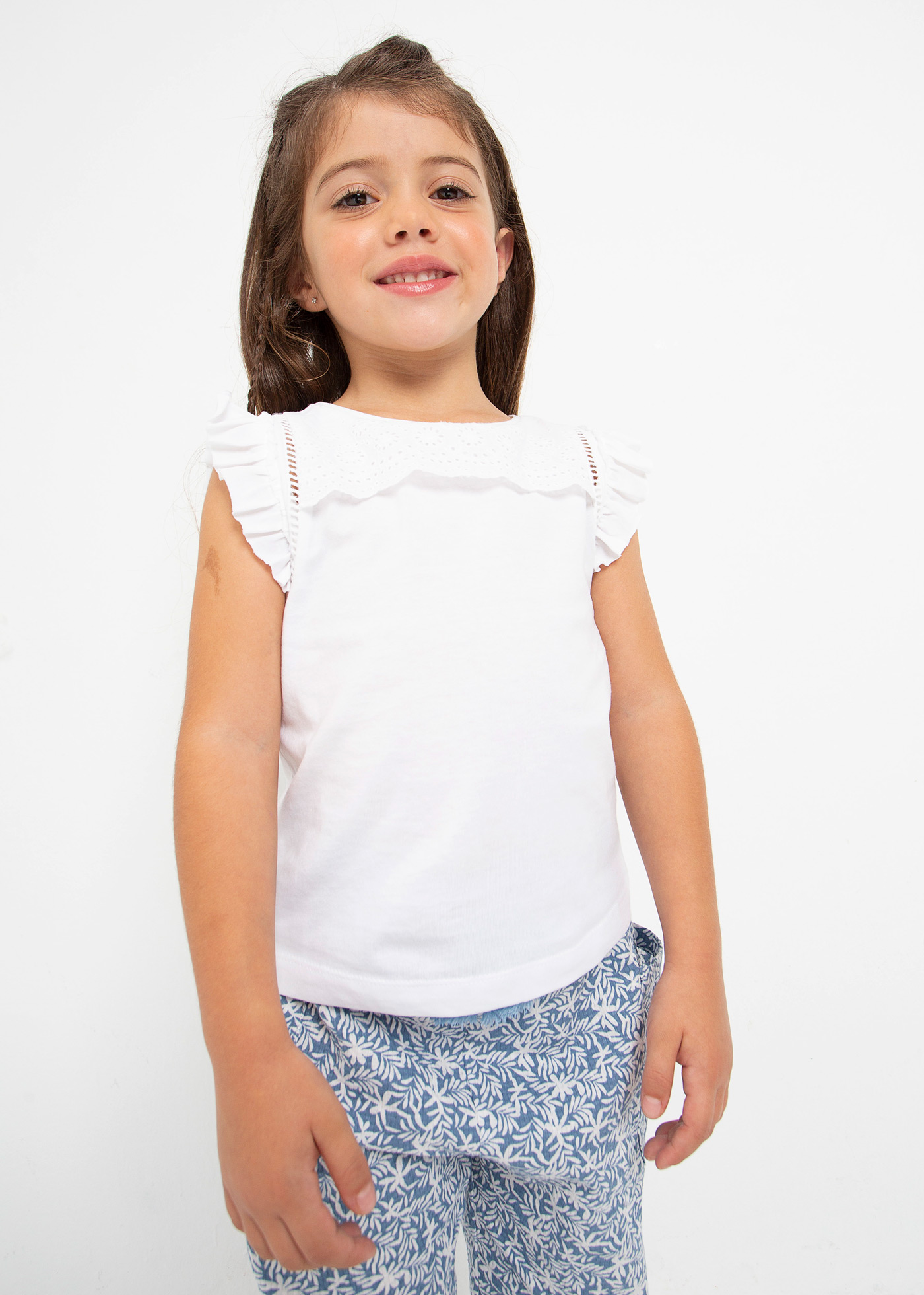 Camiseta regata de algodão sustentável para meninas