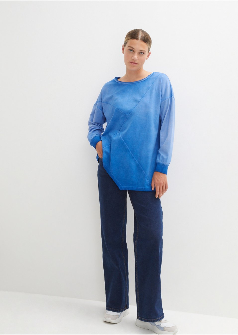 T-shirt avec base asymétrique