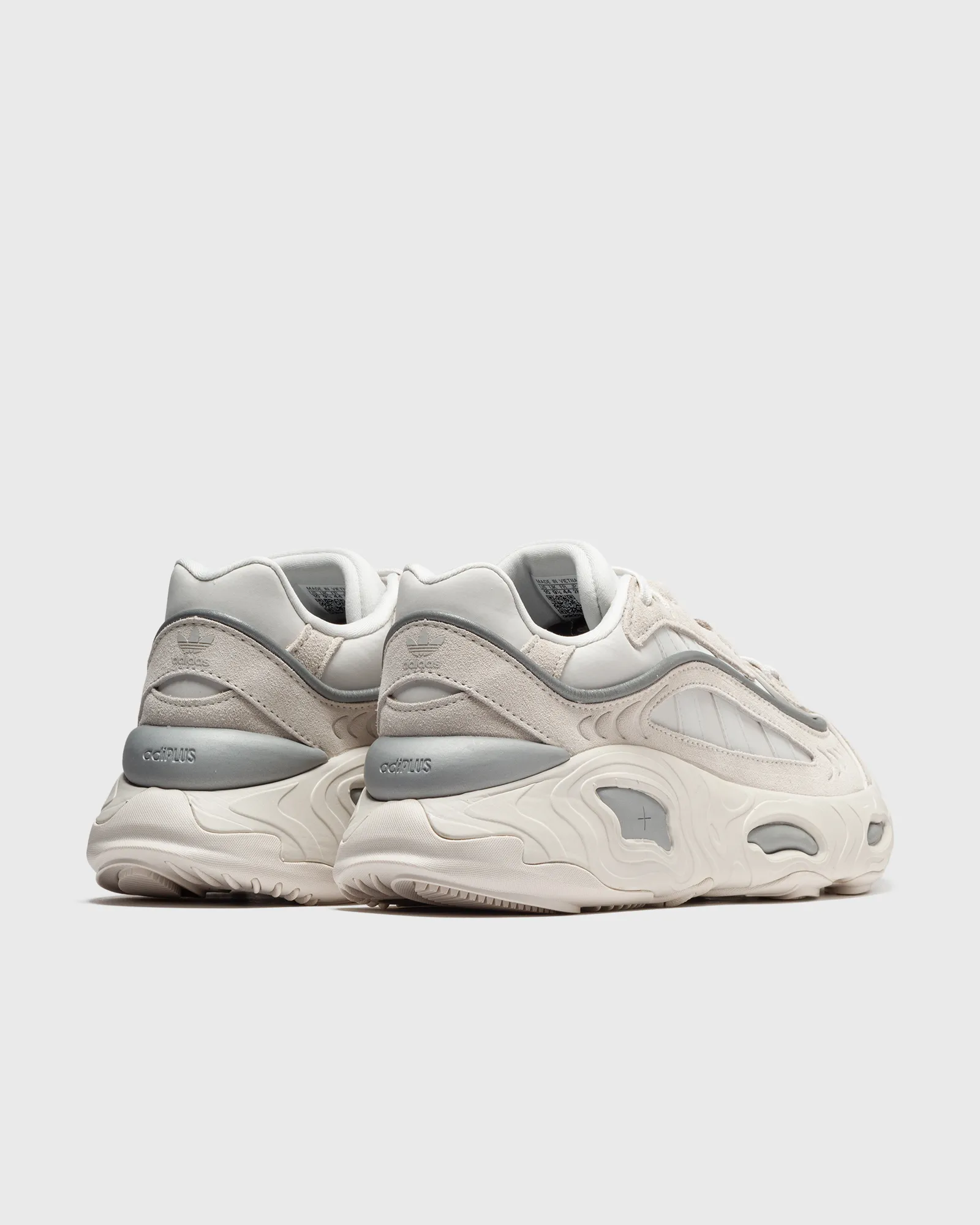 Adidas OZNOVA