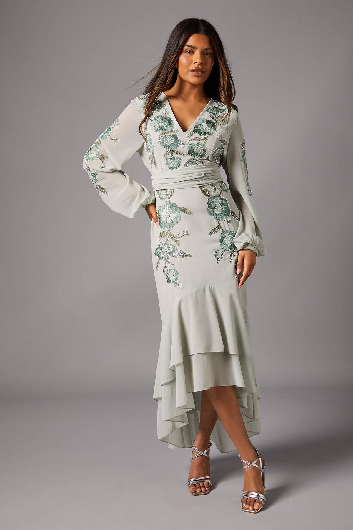Coast Robe Maxi Hi-Lo Petite Ornée de Sequins et Broderies