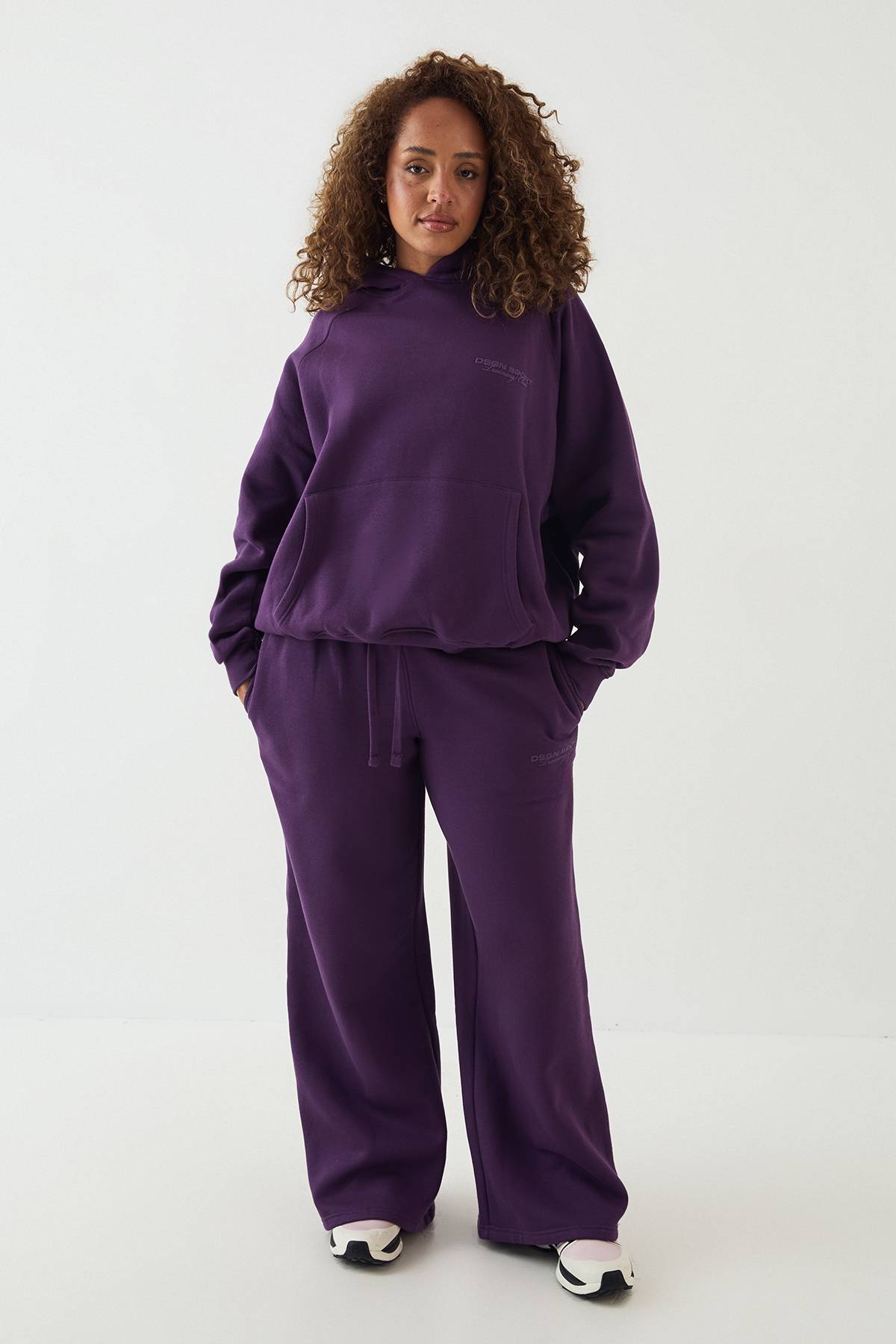 Jogging Jambe Droite DSGN Studio Sport Training Club