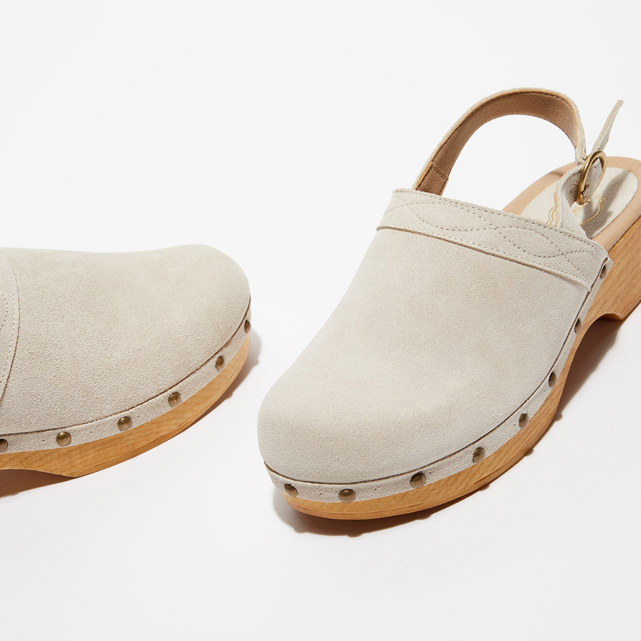 Apologie Studio Sabots en Velours de Cuir Nicole nudes - Talon 5 cm