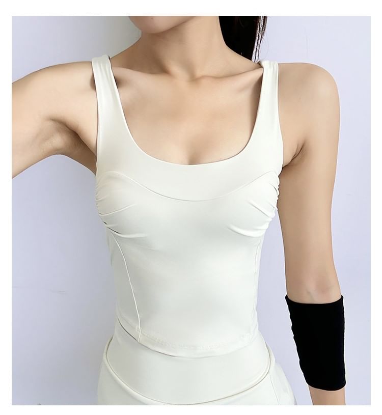 Engiko - Sport tanktop met ronde hals en padding
