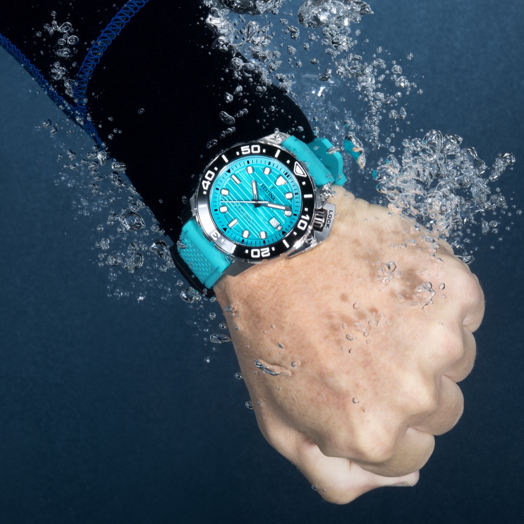 Festina Swiss Diver COSC Hellblau