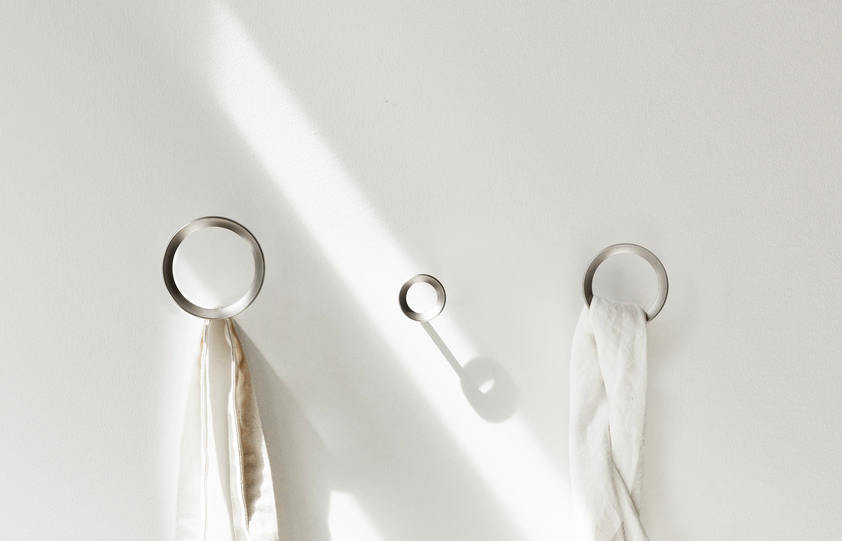 Normann Copenhagen  Loop knage, stor - sort