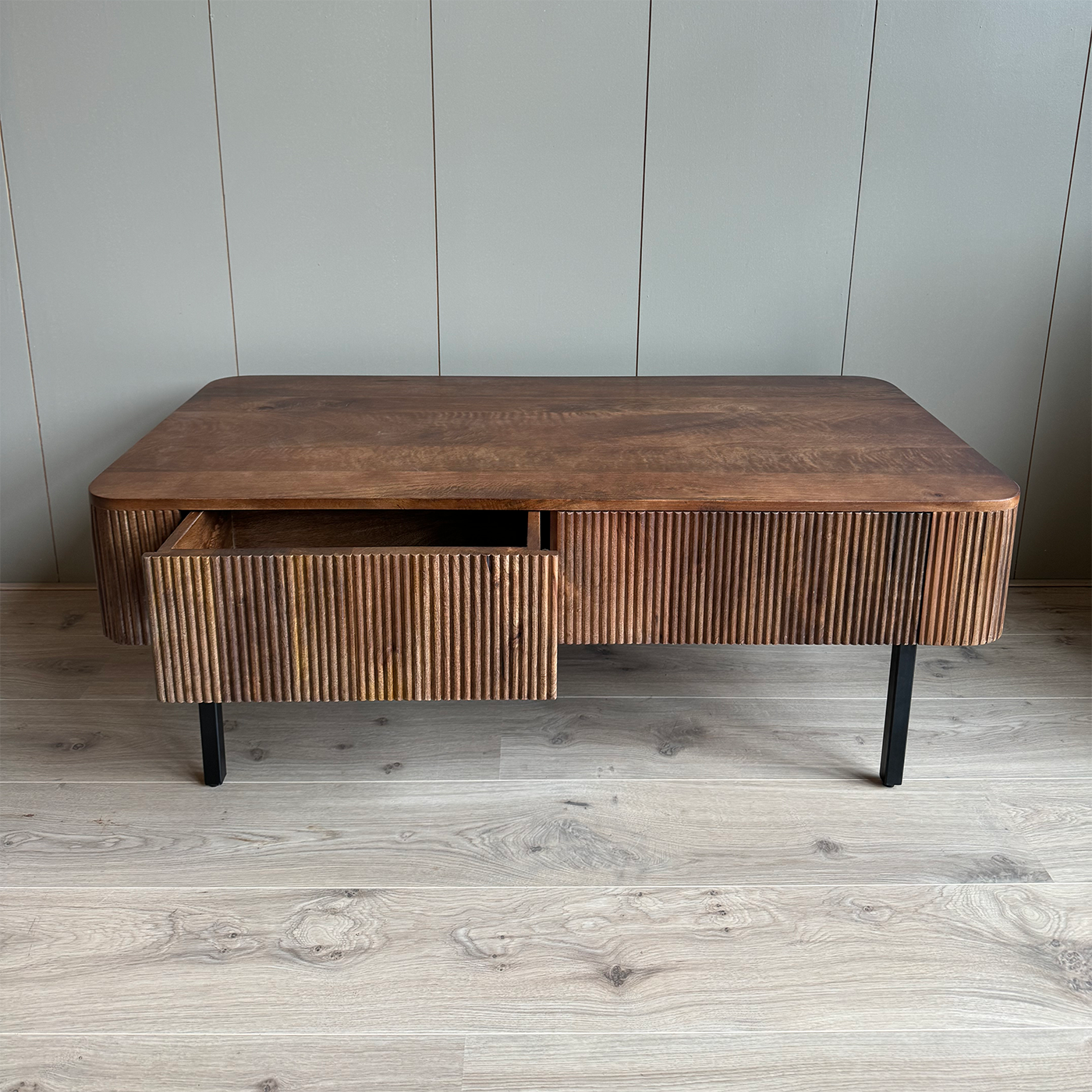Old Inn wonen salontafel rechthoek walnoot