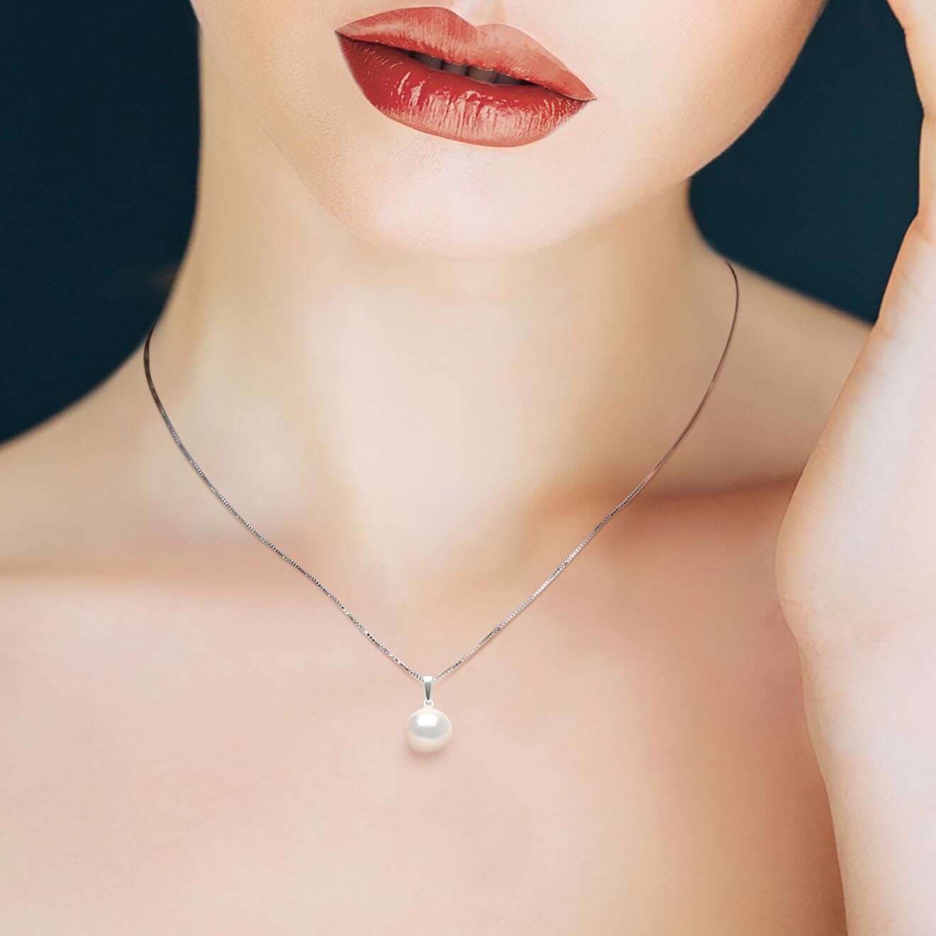 Mitzuko Pendentif Or Blanc & Perle d'Eau Douce bouton blanc naturel
