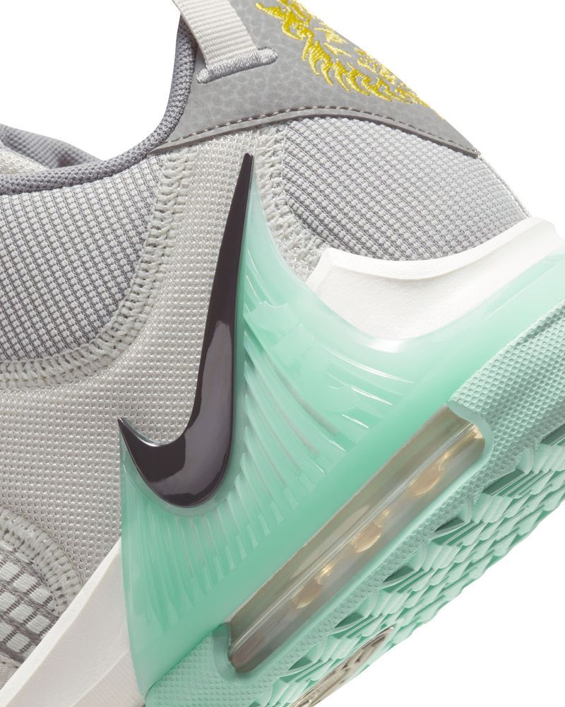 Chaussures de basket Nike LeBron Witness 7 Gris pour homme