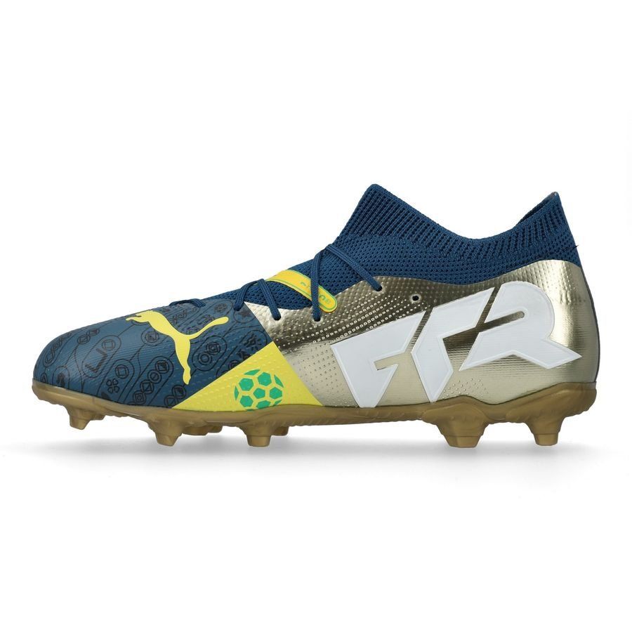 PUMA Future 7 Match FG/AG NJR BNA - Sailing Blue/Marine Blue/Jaune/Grassy Green/Doré Enfant ÉDITION LIMITÉE