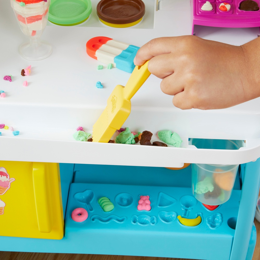 Play-Doh Kitchen Creations Ultimatives Eiswagen-Spielset mit über 25 Teilen