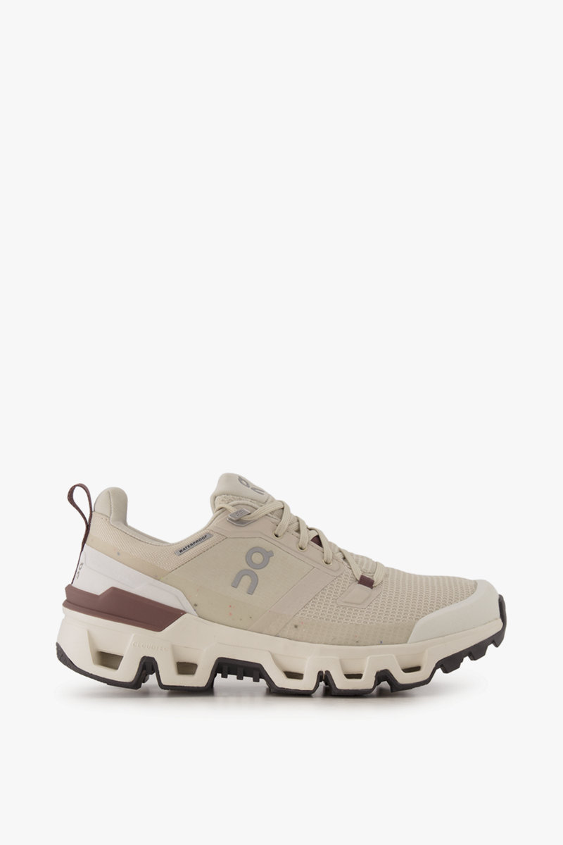 ON Cloudwander Waterproof Damen Trekkingschuh