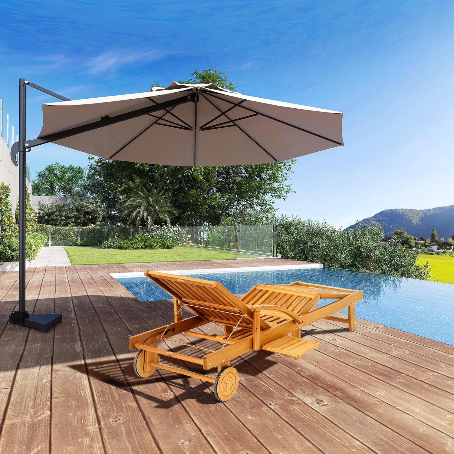 Outsunny Sonnenliege Holz klappbar Gartenliege mit Seitentisch, Rolle, Liegestuhl mit 4-Fach verstellbare Rückenlehne, Campingliege, Gartenstuhl bis 160 kg belastbar, für Garten Strand, Teak