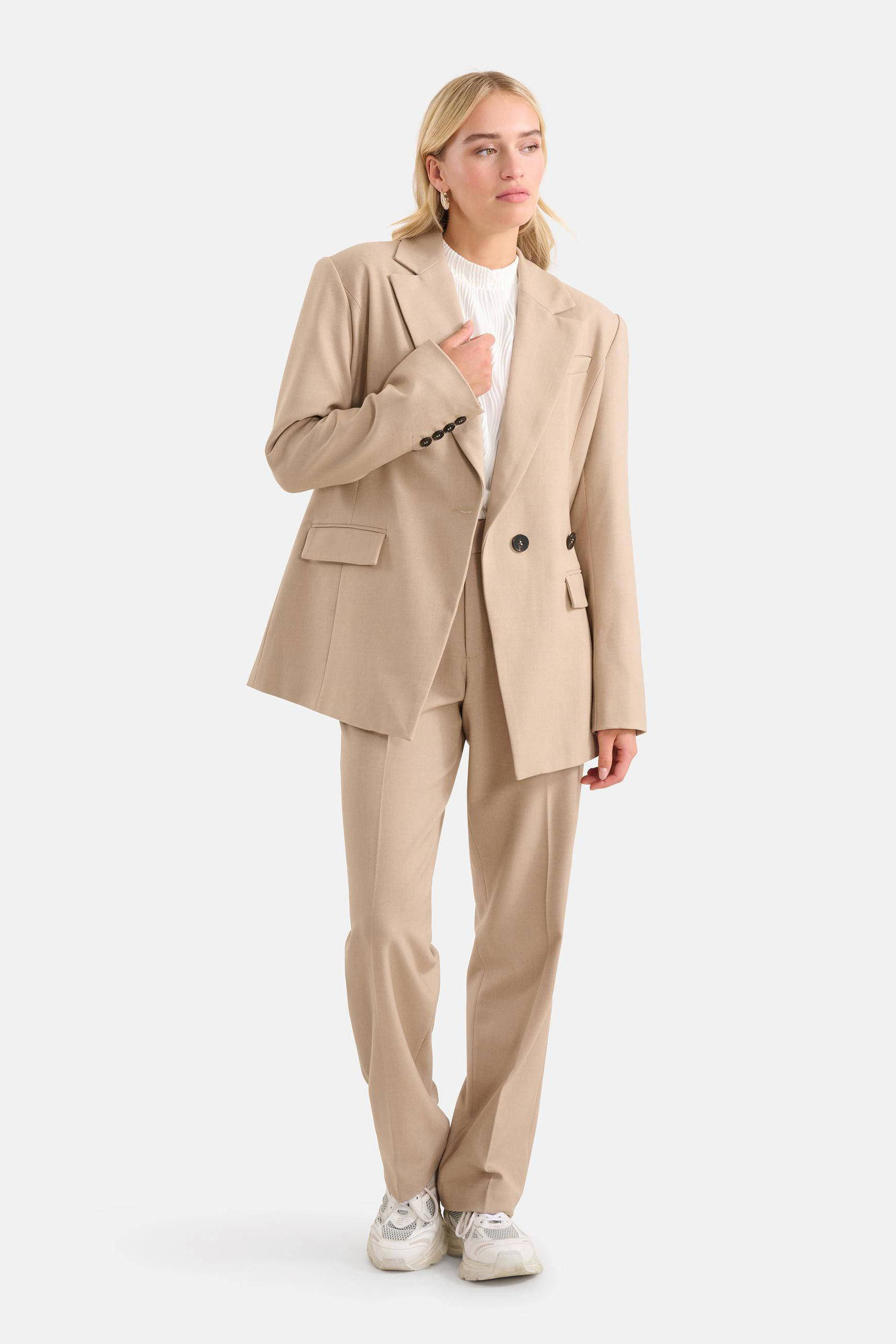 Shoeby rechtvallende Silhouet blazer zand