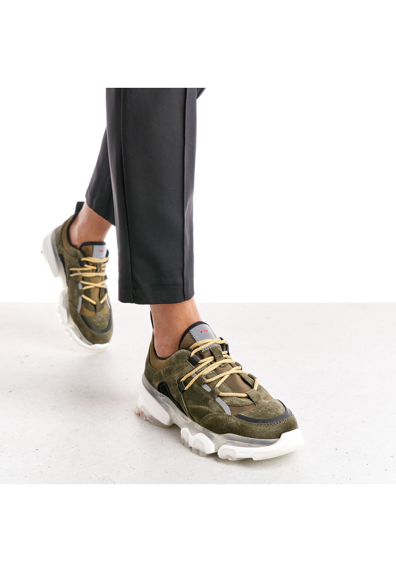 SNEAKER Grün