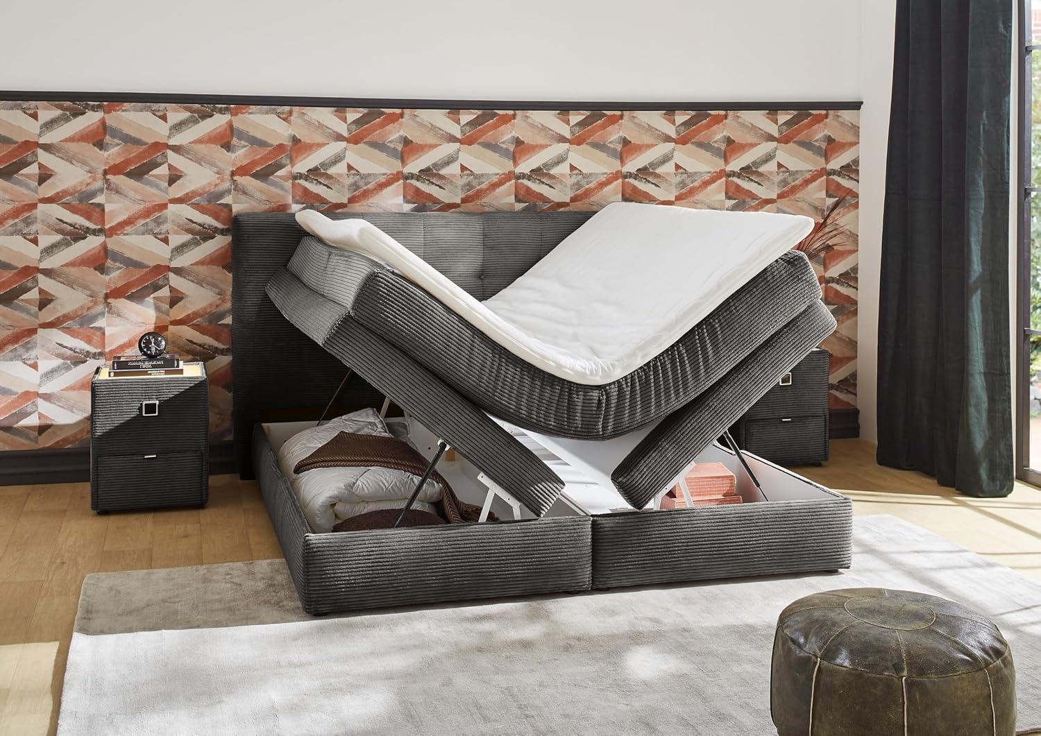 Modernes Boxspringbett 180x200 cm, 2x 7-Zonen-Tonnentaschen-Federkernmatratzen H3 inkl. Kaltschaum-Topper, Boxen mit Bonell-Federkernpolsterung und 2 Bettkästen, Bezug Cord Grau Anthrazit / 20038