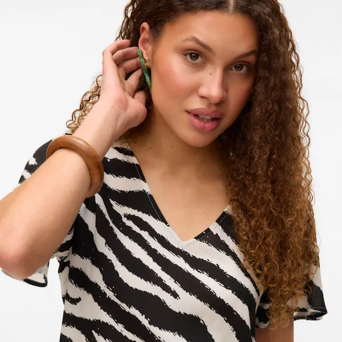 Vero Moda Easy Joy V-neck S/S Shirt Dames