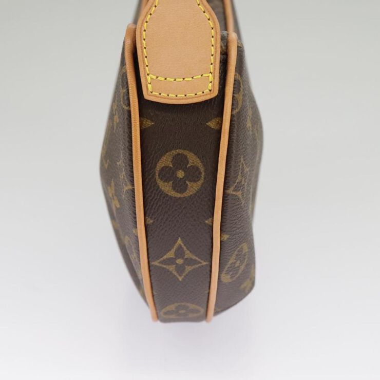 Louis Vuitton Vintage Louis Vuitton Croissant Brown