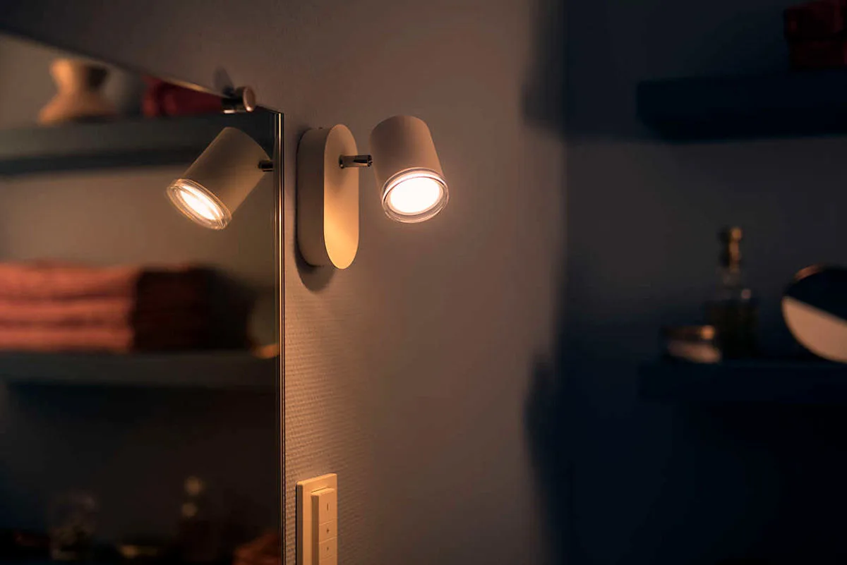 Philips Hue White Ambiance Adore Bluetooth (spot) Lampe connectée