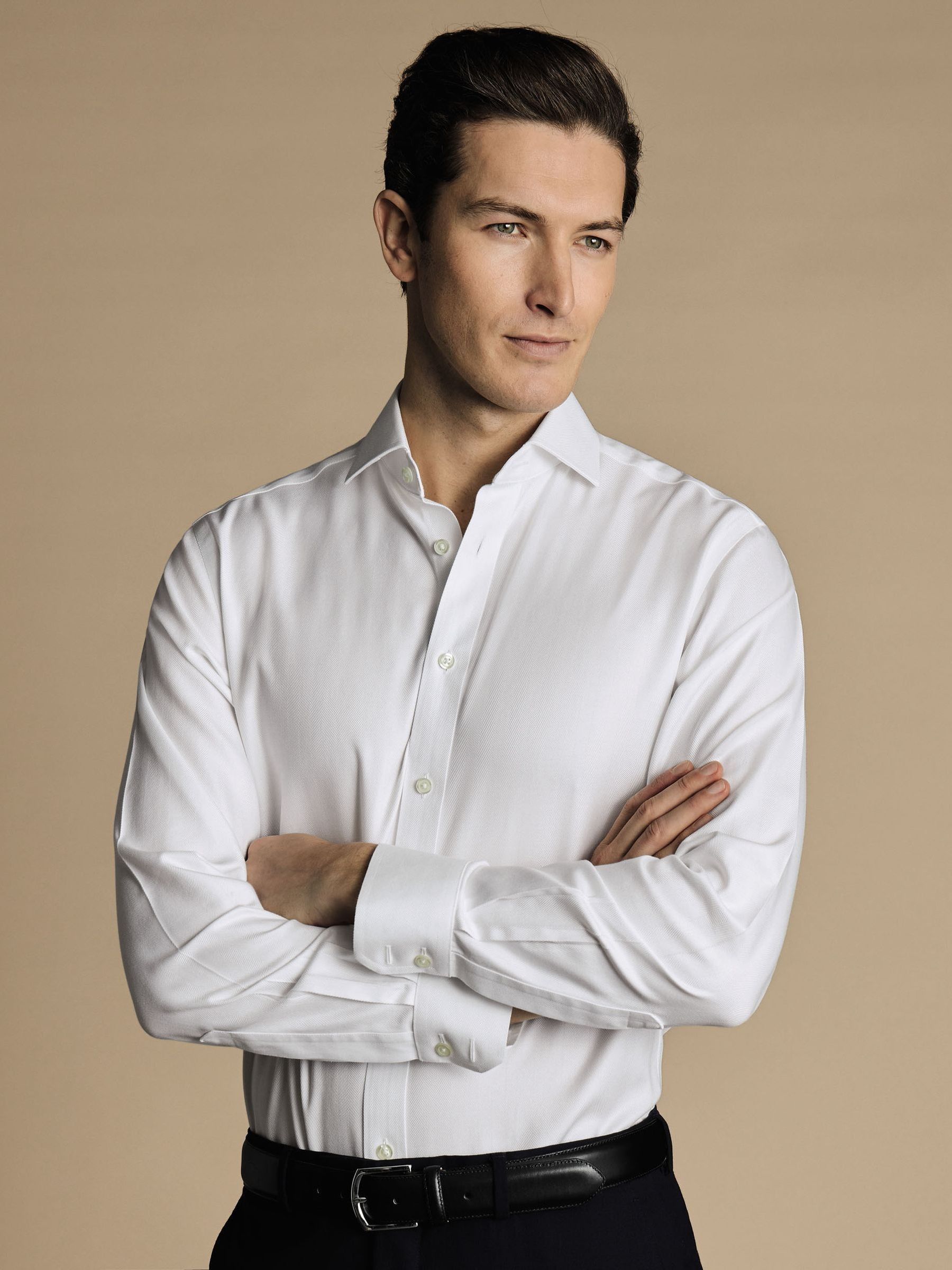 Wit - Charles Tyrwhitt Slim Fit Cutaway Non-iron Herringbone 100% Cotton Shirt