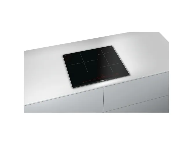Bosch Serie | 8 PID675DC1E - Induktions kogeplade - 3 plader - Niche - bredde: 56 cm - dybde: 49 cm - med kantet front og ryg-pynt, aluminiumssidepynt - sort