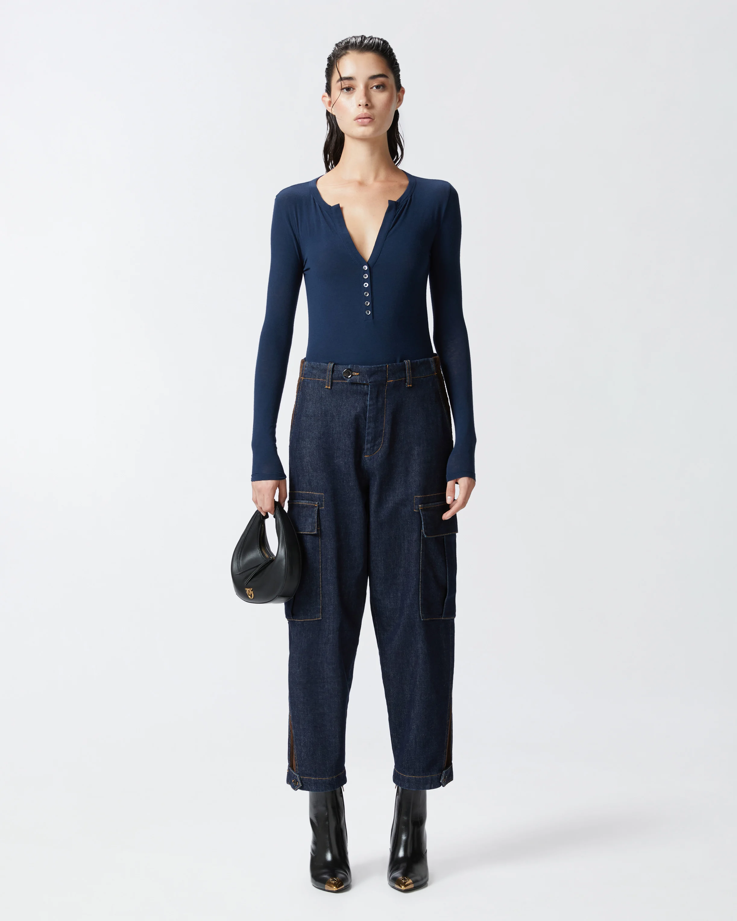 Jean cargo bleu foncé à grandes poches | Bleu