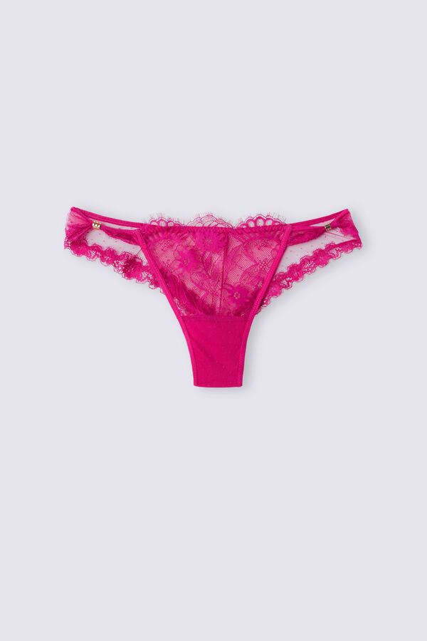Calcinhas brasileiras com estampa floral sensual