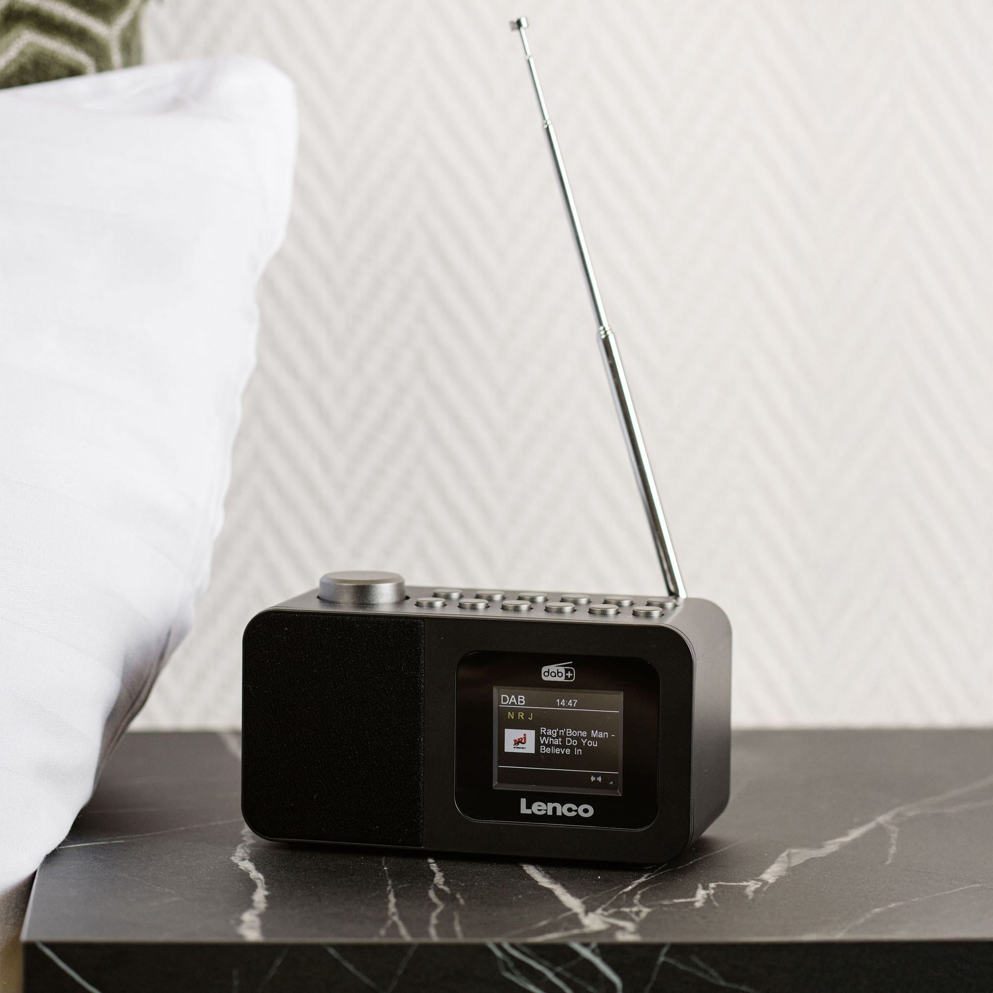 Lenco CR-625BK DAB+/FM wekkerradio
