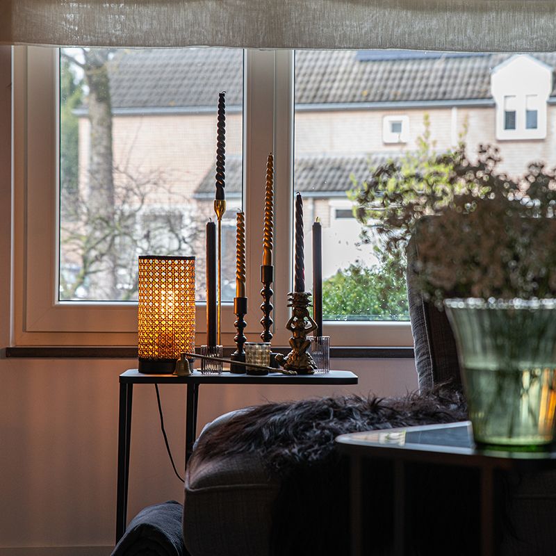 Landelijke tafellamp rotan met zwart - Kata