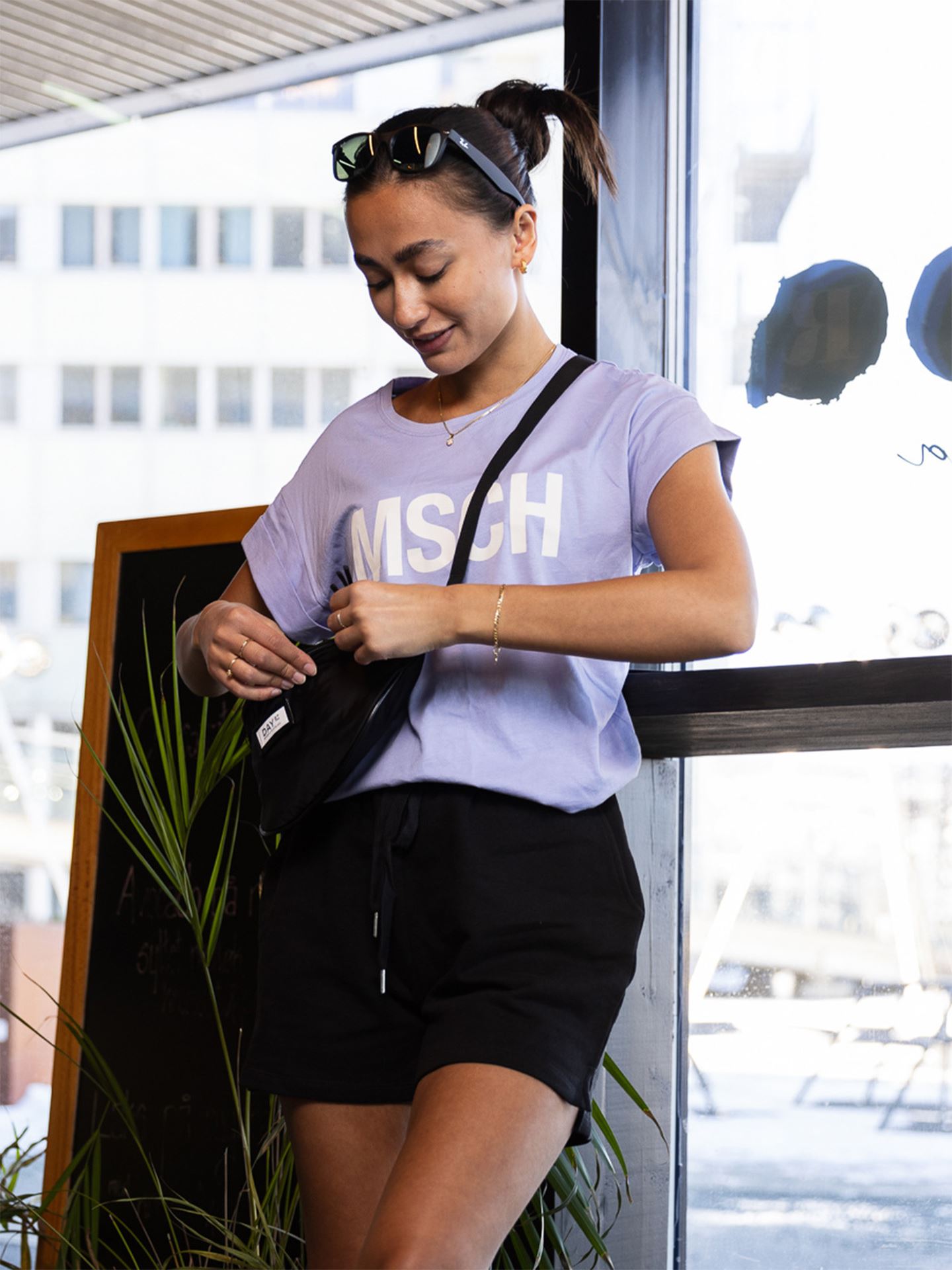 Yarlet Shorts