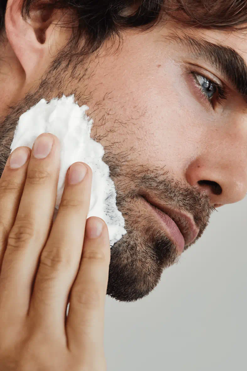 MOUSSE À RASER HOMME PEAU SENSIBLE