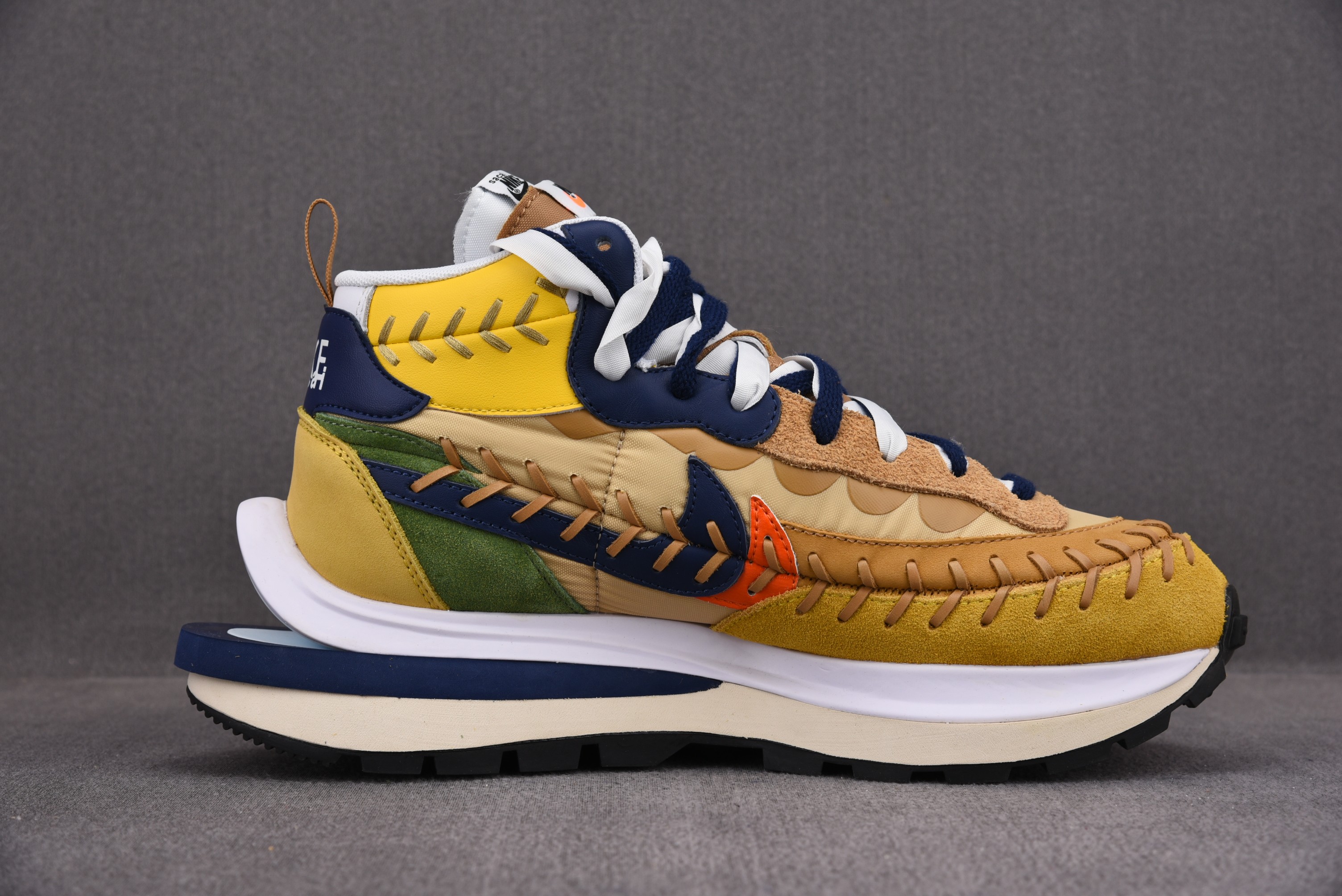 Nike Vaporwaffle sacai Jean Paul Gaultier Sesame Blue