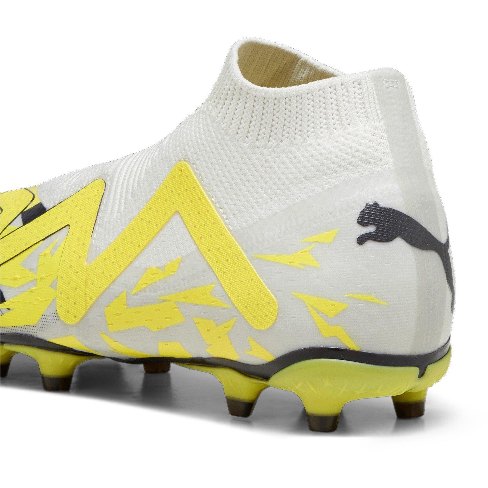 Puma Future Match.3 Firm Ground Laceless Football