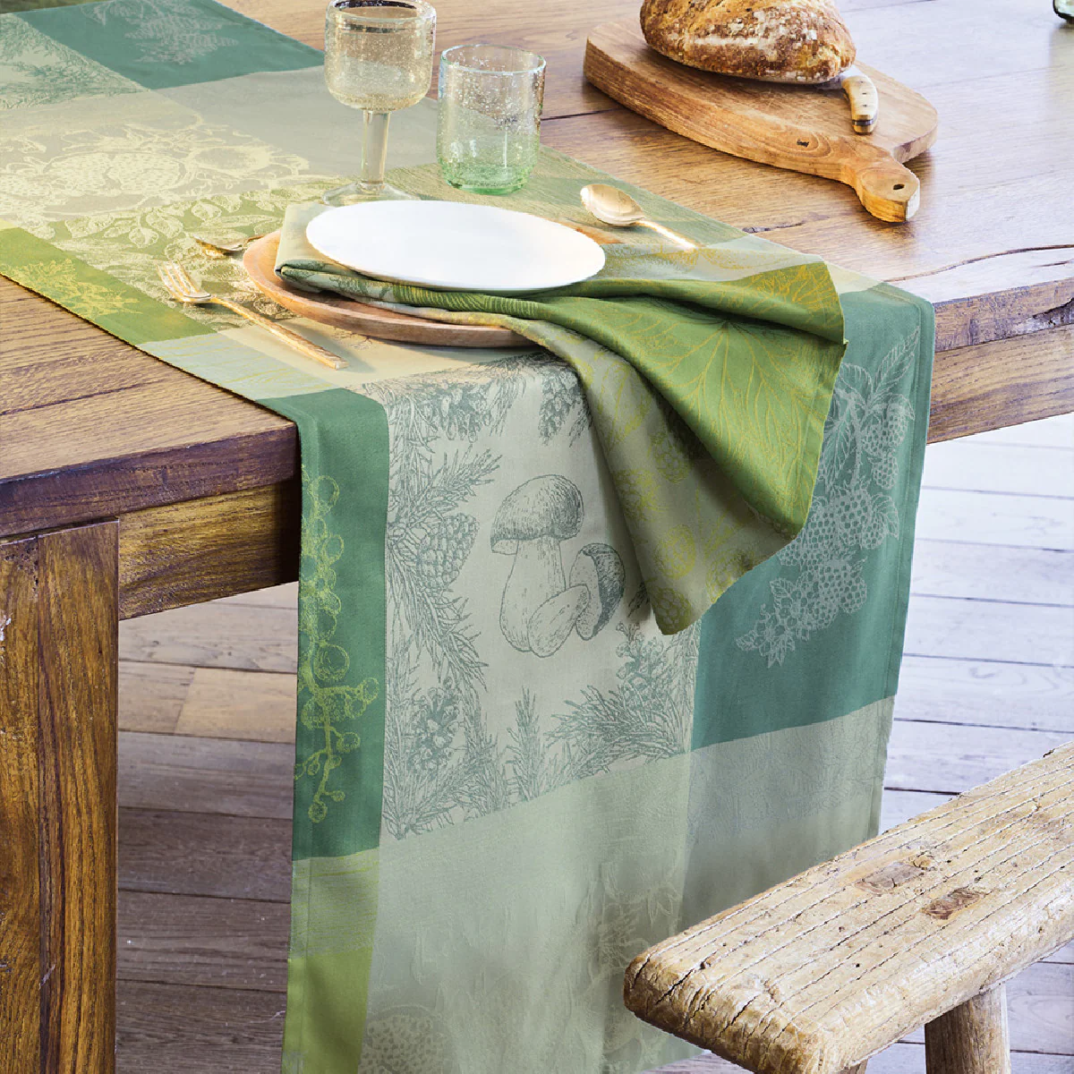 Chemin de table pur coton vert 55X180 Garnier Thiebaut